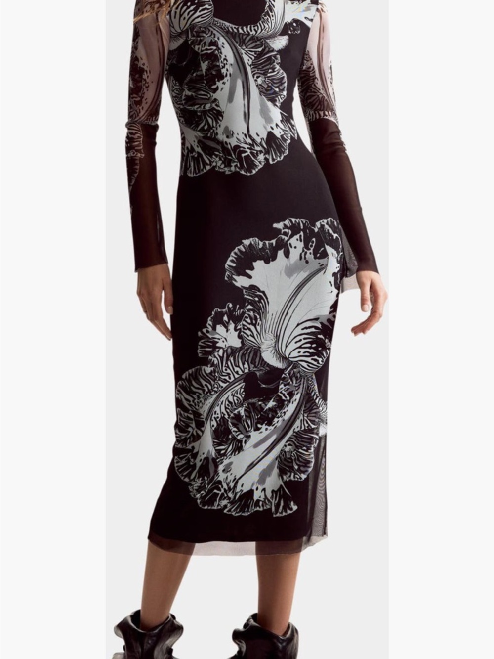 NWT Desigual floral pring long black Dress with white — Long Sleeve Midi